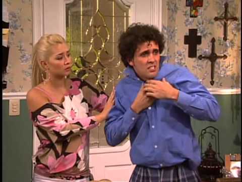 familia - El Señor Plácido López Turruviates, su esposa Renata y sus dos hijos, Plutarco y Martina, viven muy felices en un pequeño apartamento en la Colonia Doctores ...