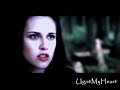 Bella Swan/Escondida