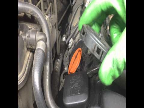 DIY BMW E65 E66 Replacing Your CCV Crank Case Vent Valves On N62 BMW Engine