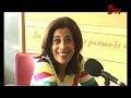 ضيوف الطاولة المستديرة التي تديرها كابي لطيف من معهد العالم العربي:-محمود إسماعيل، مدير المركز الثقافي المصري في باريس.-منى خزندار، مسؤولة المعارض والمجموعات في متحف معهد العالم العربي.-محمد العلاني، مؤرخ موسيقي.-أحمد يوسف، كاتب مصري وصحافي في جريدة الأهرام في باريس.بالإضافة إلى شهادة لأحمد عنتر، مدير متحف أم كلثوم في القاهرة ولعبير نصراوي الفنانة التونسية التي تغني أم كلثوم في معهد العالم العربي في باريس.