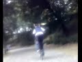 in 2 sulla graziella e sorpassano un\ in 2 sulla graziella e sorpassano un\
