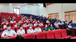 Đoàn 60 nhân viên y tế của tỉnh hỗ trợ TP Uông Bí phòng chống dịch Covid-19