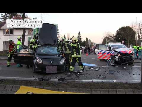 aanrijding politie met politieauto utrechtseweg zeist.wmv