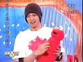 show lo and xiao gui scared of tickle me elmo