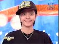show lo and xiao gui scared of tickle me elmo