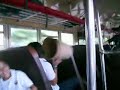 Poloncho jodiendo en el bus