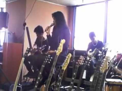 FLORA Band-rasakanlah FLORA Band-rasakanlah