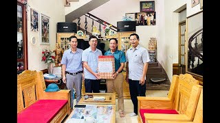 Chủ tịch Uỷ ban MTTQ thành phố thăm, tặng quà người có công nhân dịp kỷ niệm 77 năm ngày thương binh, liệt sỹ