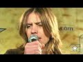 Patricia Coelho canta 