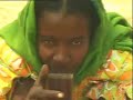 تقرير محمد فال / أبيي - السودانتاريخ بث التقرير:17/3/2008تعتبر المسيرية من أكبر القبائل العربية في وسط السودان. ويعرف جزء كبير منها بالبقارة لاعتمادها على تربية الأبقار . وعلى مدى المائتي عام الماضية ظل البقارة يترحلون داخل منطقة أبيي معتبرين أنفسهم مواطنين فيها مثل أي من سكانها الآخرين. لكن وضعهم الآن على مفترق تاريخي، خصوصا إذا ختار سكان المنطقة من الدينكا الانضمام للجنوب وفق اتفاق السلام.   التقرير التالي ينظر إلى حياة المسيرية في وجه الأخطار التي قد تلحق بهم جراء الترتيبات والنزاعات السياسية الجارية حول أبيي.