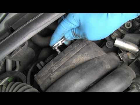 Replacing the PCV System on a BMW V8 Engine Part 1 of 2