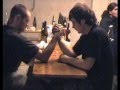 Keule vs. Marianne Armdrücken Armwrestling till Kiss