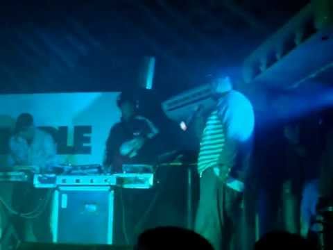 franco el gorila - dame un kiss @people margarita almirante -