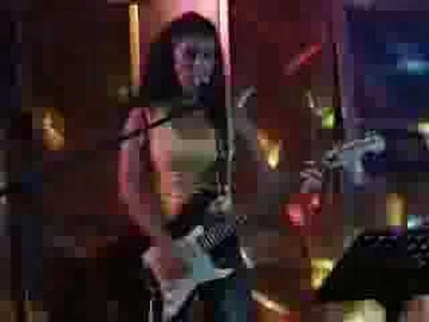 Delarey gesing/sung deur/by Illana May