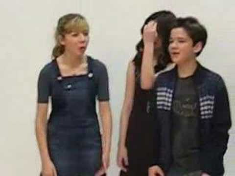 ICARLY cast on dating rumors!