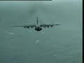 Increible avión que lanza fuego parece un ave fénix