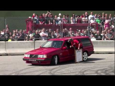 American Car Show Norrtälje: Burnout Competition 2012 // Complete Carnage