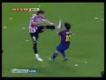 patada voladora sobre messi
