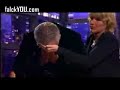 joran-van-der-sloot-gooit-wijn-in-gezicht-peter-r-de-vries.html
