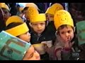 Chabad Rebbe Gives Kids coins for tzedaka Chabad Rebbe Gives Kids coins for tzedaka