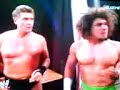 carlito escupe manzana a bobby lashley
