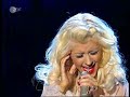 christina aguilera is singn hurt live