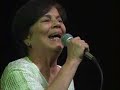 mar�lia medalha, cantora e compositora refer�ncia dos festivais de mpb na d�cada de 60, canta recentemente, no palco do sesc ipiranga, em 11/11/2006, 