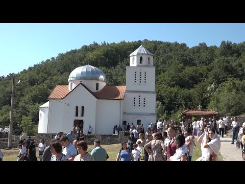 ПРОСЛАВЉЕНО 200 ГОДИНА ЛАЗАЧКЕ ЦРКВЕ