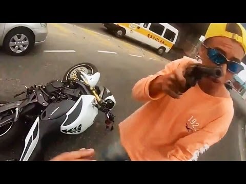Assalto termina com bandido baleado por PM