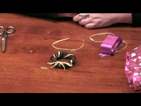 eHowArtsAndCrafts - Subscribe Now: http://www.youtube.com/subscription_center?add_user=ehowArtsandCrafts Watch More: http://www.youtube.com/ehowArtsandCrafts Making a handmade f...