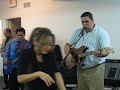LEVANTA TUS MANOS