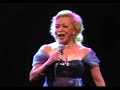a tocante interpreta��o de claudette, aliada ao inspirado arranjo do pianista tibor fittel fazem desta vers�o da can��o de roberto carlos um momento �nico