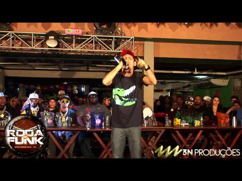 MC Orelha :: Video especial como você nunca viu na Roda de Funk ::