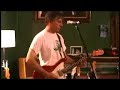 this is a recording of sy webcast from june of 2002, right before murray street came out. the sonics played the entire album in their manhattan studio/rehersal space echo canyon. filmed by chris habib.