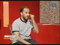 تقوم يومياً ببعض الممارسات المضرة بصحتك وأنت تتعامل مع حاسبك، سنتعرف على بعضها ونشاهد أوضاع صحيحة وتمارين رياضية للحفاظ على صحتنا اثناء استخدام حاسباتنا، مع المدرب والخبير الرياضي (الزميل) محمد العصيمي.