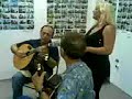Eu e a minha mae a cantar Eu e a minha mae a cantar