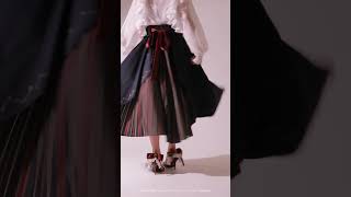 ヴァイオレット・エヴァーガーデン アイコニック スカート ヴァイオレット・エヴァーガーデン アイコニック スカート