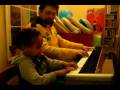 Tommi e Vincenzo al piano.avi