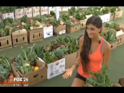 www.rawfullyorganic.com - FOX News reviews Rawfully Organic and interviews Kristina about the co-op changing Houston one fruit and veggie at a time! http://youtu.be/qjVi1dhGMvA Want t...