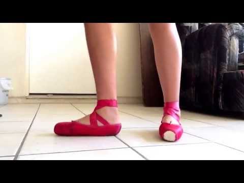 how to dye pointe shoes red