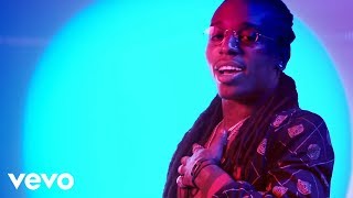 Jacquees - At The Club ft Dej Loaf