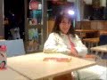 un tio haciendo l robot en el telepiza, q loko!!!