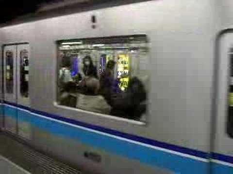 東京メトロ05系　05-126F