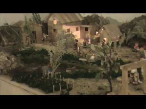 Nacimientos de Navidad. - Montaje de mi Nacimiento Navideño 2012. Para los interesados, fijensé en la forma de hacer el rio ... subiendo el terreno con una goma espuma, la forma de ha...