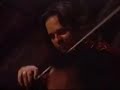 Strunz & Farah-Chincha