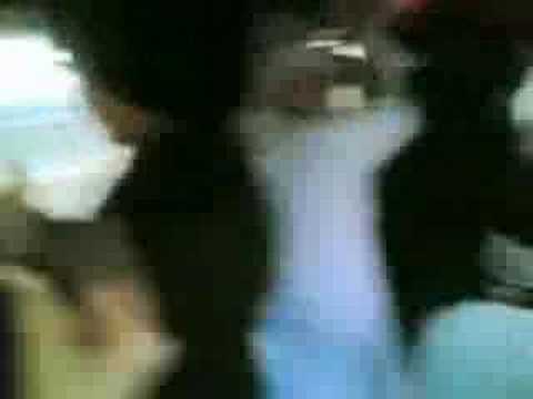 iran_Raghs_Dar_Otobus_Iranian_girls_Dancing_persian_girl