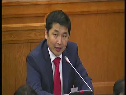 С.Ганбаатар: Монголын улс төр сайтар найруулсан жүжиг болж хувирлаа