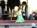 interpretando un taxim en el show del 3 de mayo de 2008
