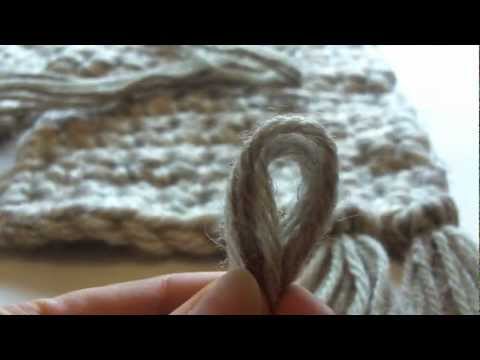 how to fasten a square scarf