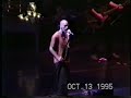 REM play Wicked Game @ The Spectrum - Philadelphia, PA US - Octobre 13, 1995.